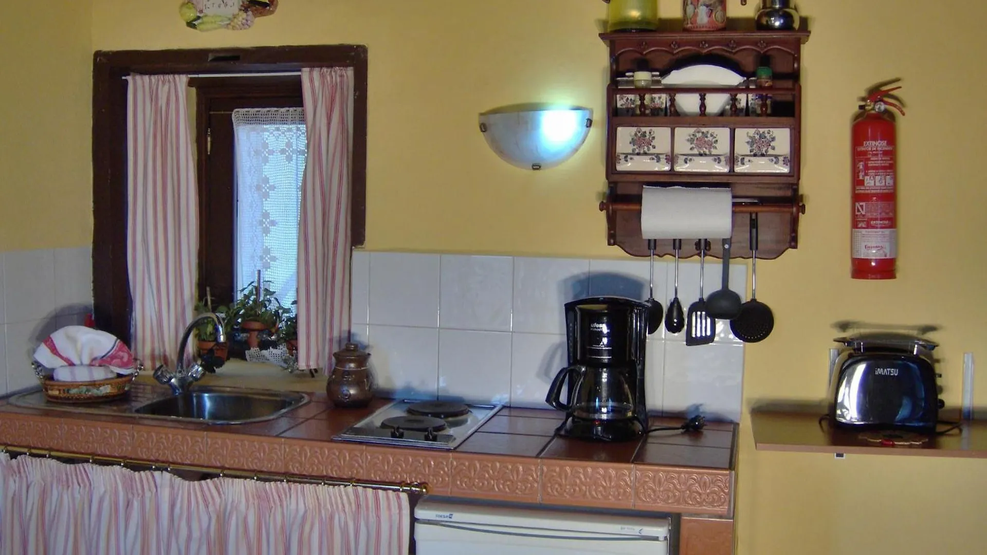 Daire Holiday Home In English Style With Sea View Icod De Los Vinos