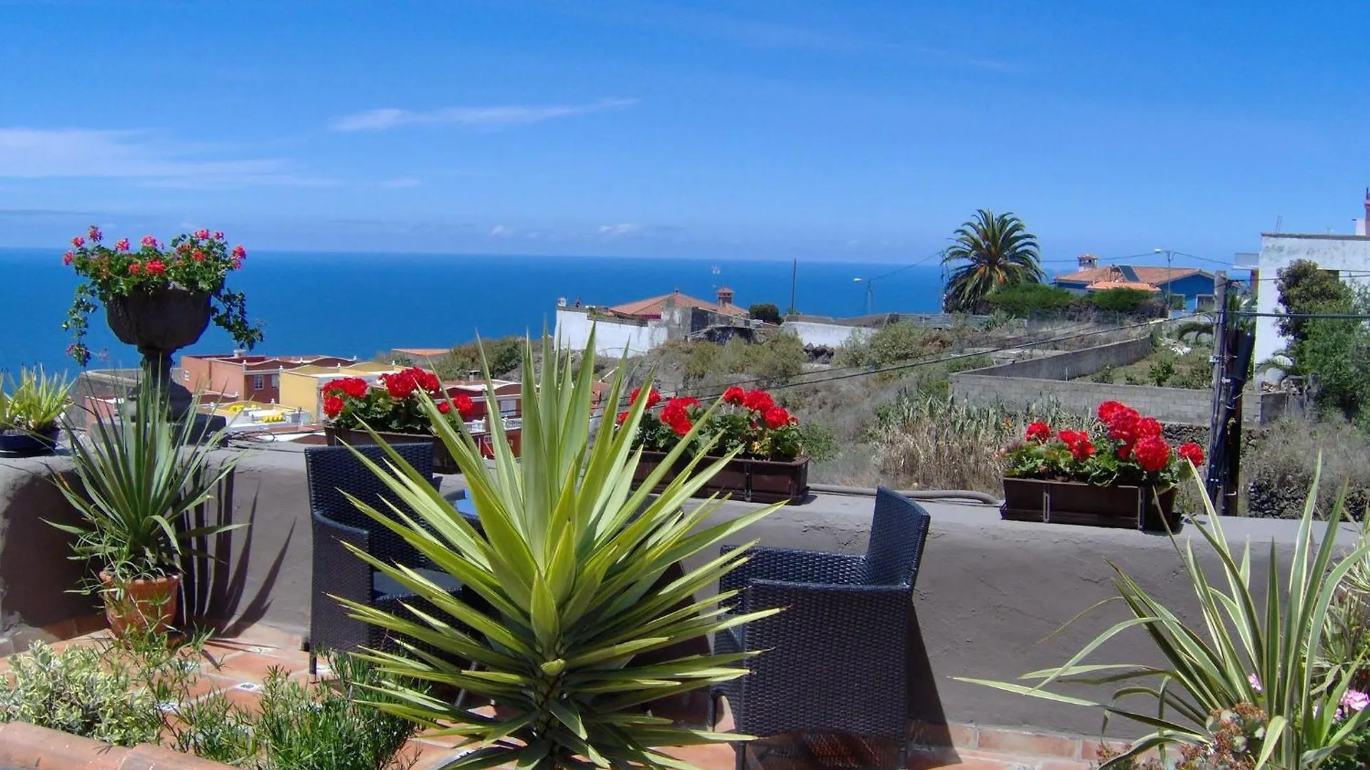 Holiday Home In English Style With Sea View Icod De Los Vinos İspanya