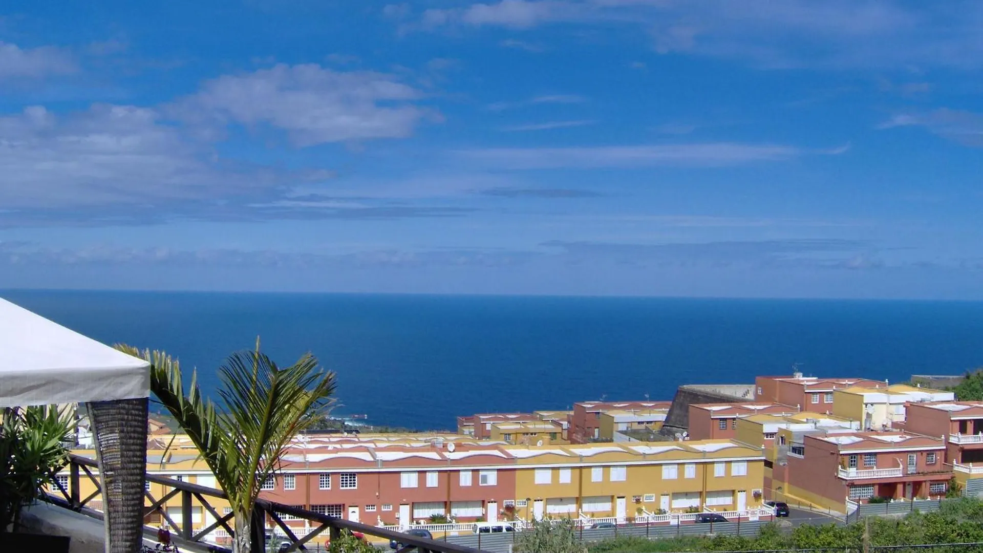 Daire Holiday Home In English Style With Sea View Icod De Los Vinos İspanya
