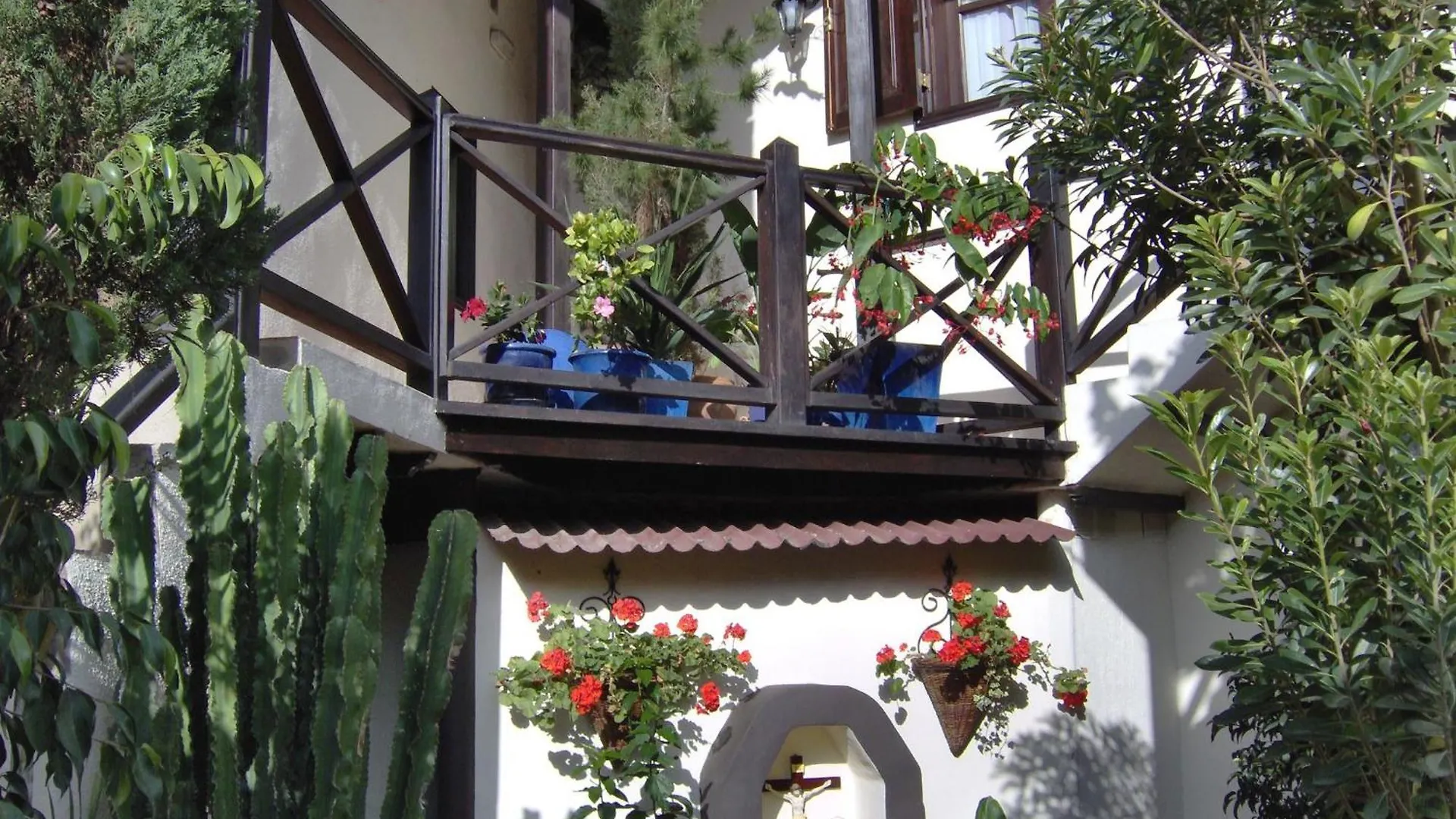 Holiday Home In English Style With Sea View Icod De Los Vinos İspanya